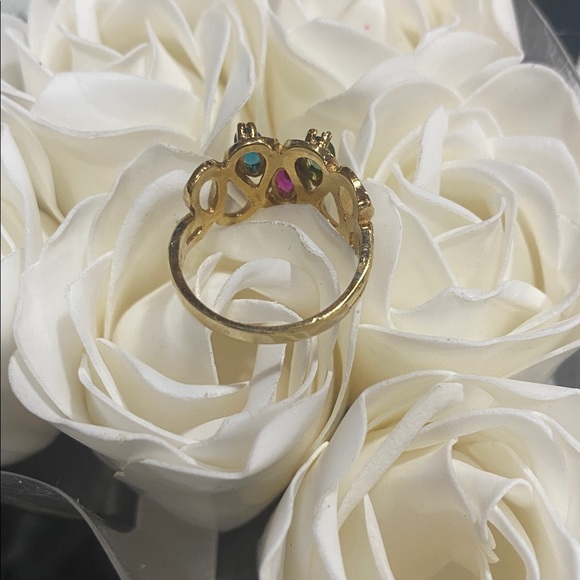 Size 7 Ring with Multi Color Stones - Picture 3 of 5